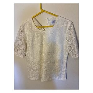White delicate lace vintage blouse Carry Back